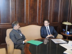 7 November 2013 The National Assembly Speaker receives the Lebanese Ambassador to Serbia